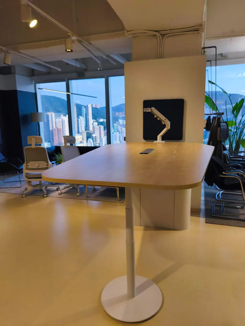 Single-person Height Adjustable Desk